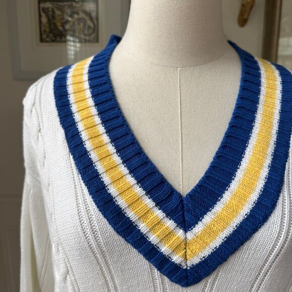 Vintage 90s Tabi International Varsity Style Vneck Cotton Sweater L - Picture 2 of 6